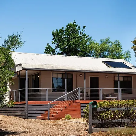 The Bach Villa Hepburn Exterior photo
